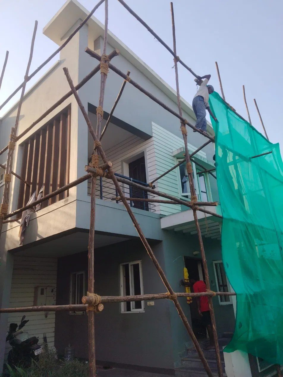 Karapakkam Building Before Renovation by RB Construction
